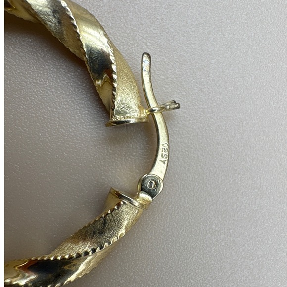 925 Sterling Silver Yellow Gold Vermeil Twisted Rope Hoop Earrings Vintage Style - Picture 2 of 3